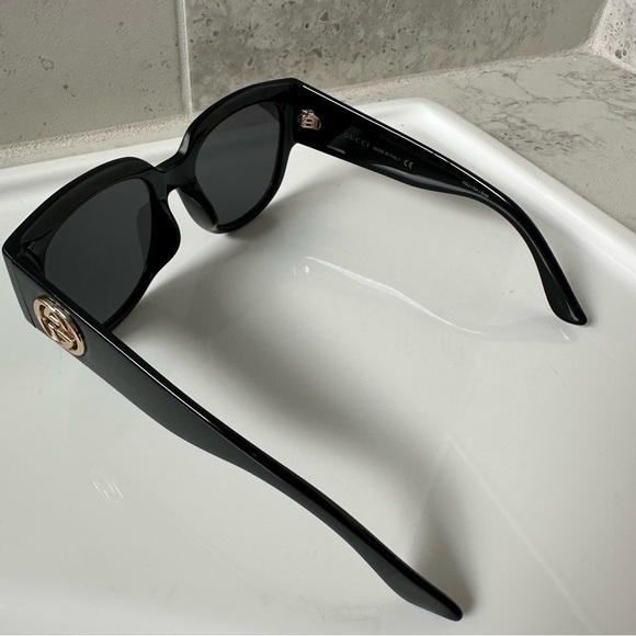 Gucci Black 55mm Square Sunglasses main image 11